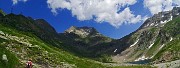 57 L'ampia conca del  lago naturale del Barbellino